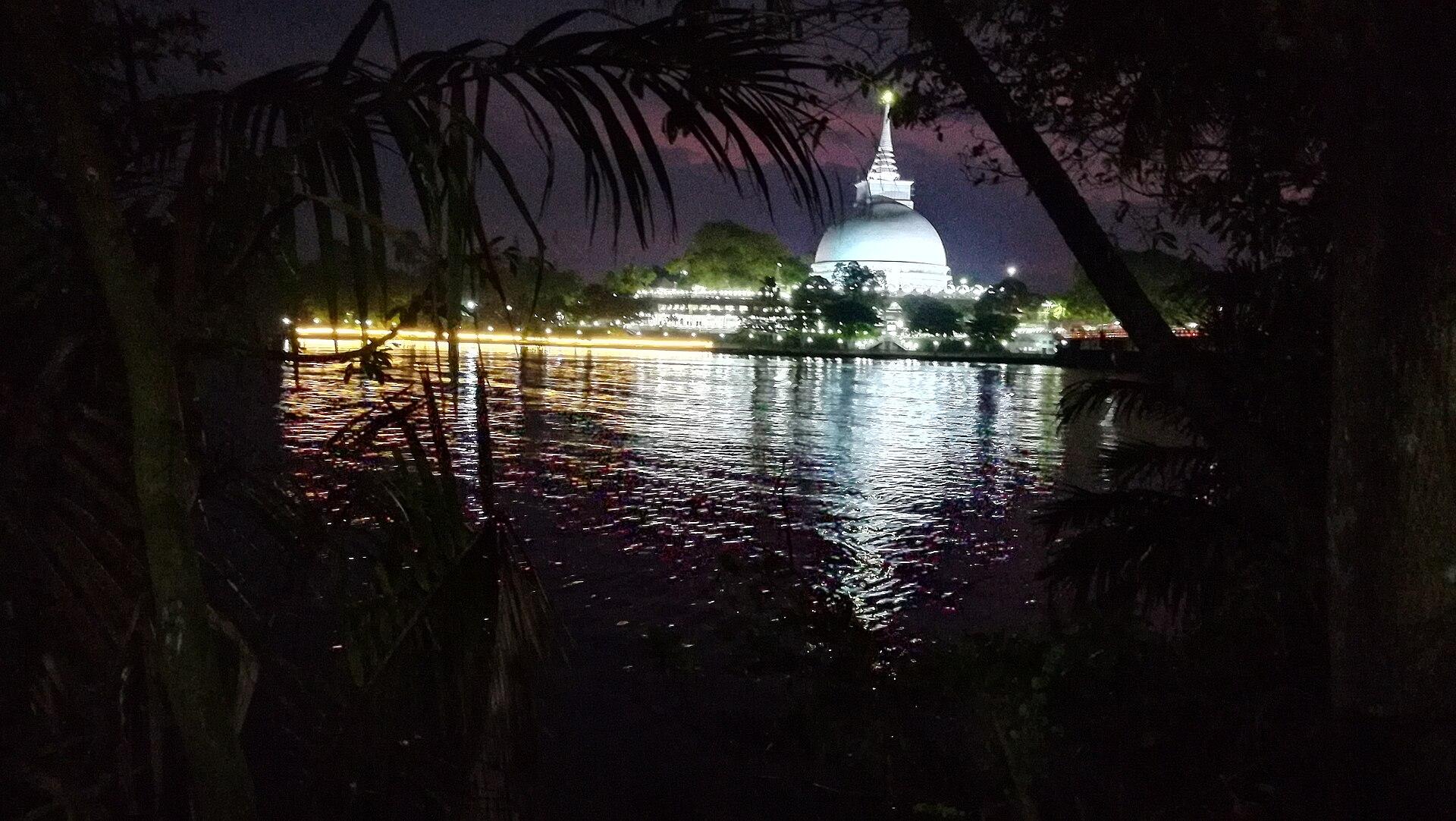 Kalutara Bodhiya in Sri Lanka